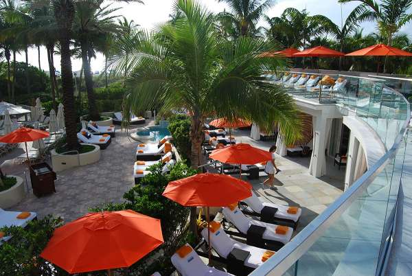 Loews Hotel Pool Cabanas